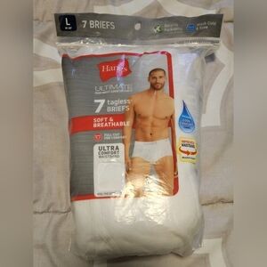 Hanes Men's White Tagless Briefs - 7 Pack